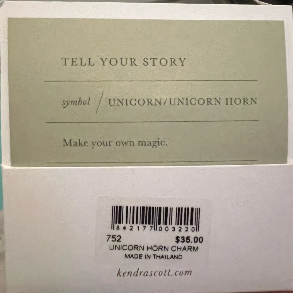 Color Bar Kendra Scott Gold Unicorn Rhinestone Charm New - Picture 3 of 3